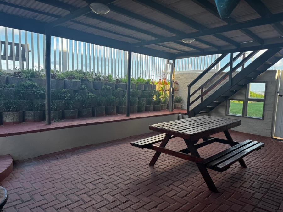 3 Bedroom Property for Sale in Aston Bay Eastern Cape